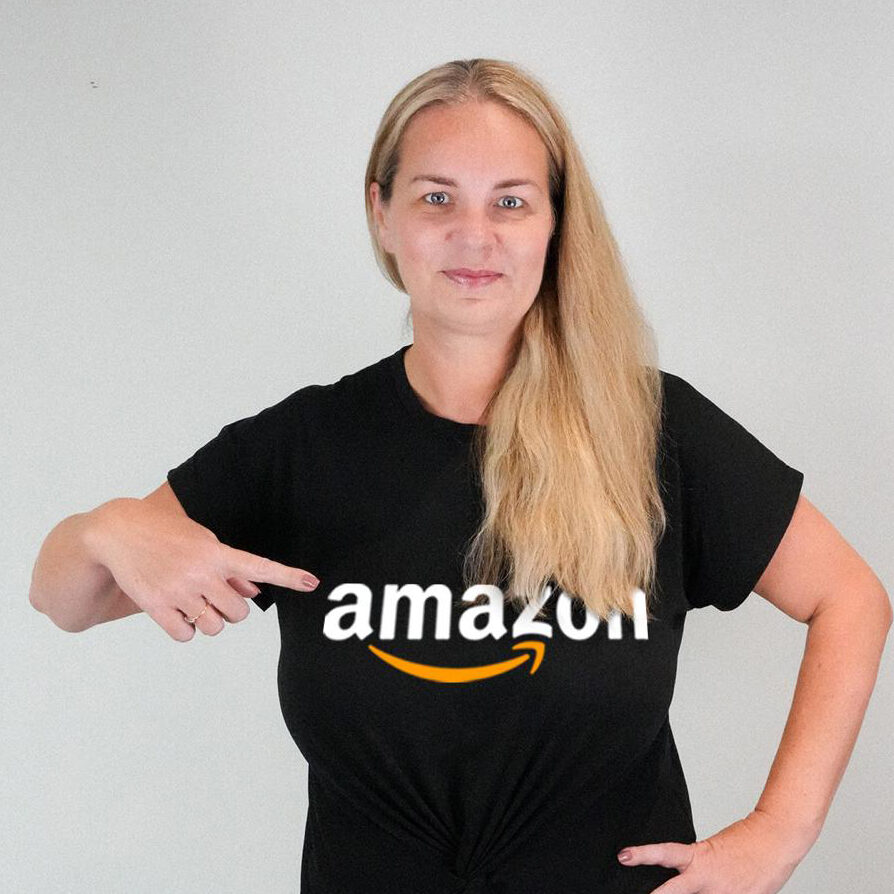 Anna-Davidson-Amazon